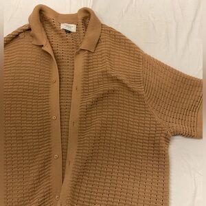 American eagle button up